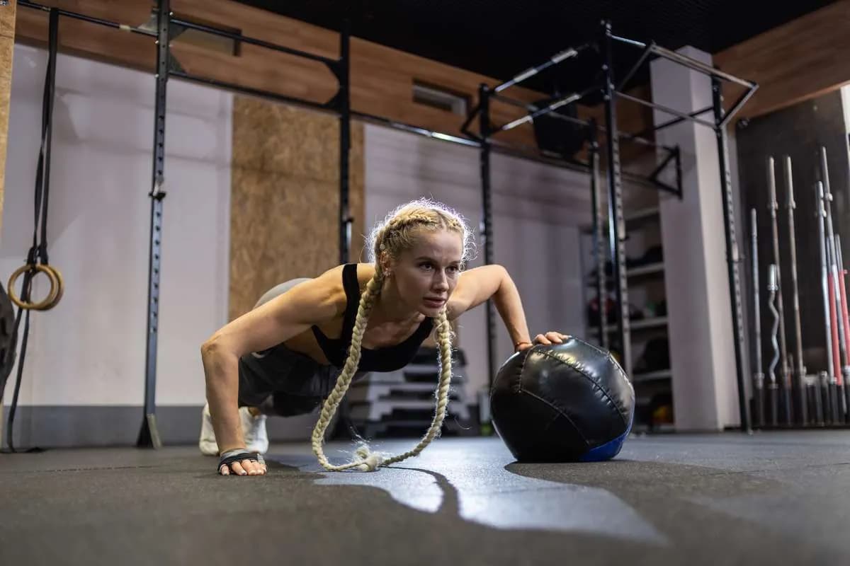 CrossFit dla początkujących: Zacznij bezpiecznie i bez obaw!